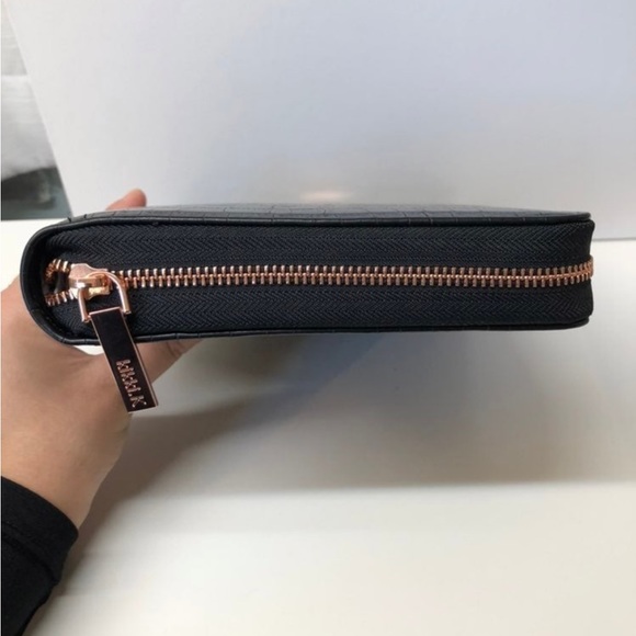 Kikki.K B6 Black Croco Leather Zippered Planner - Picture 3 of 12